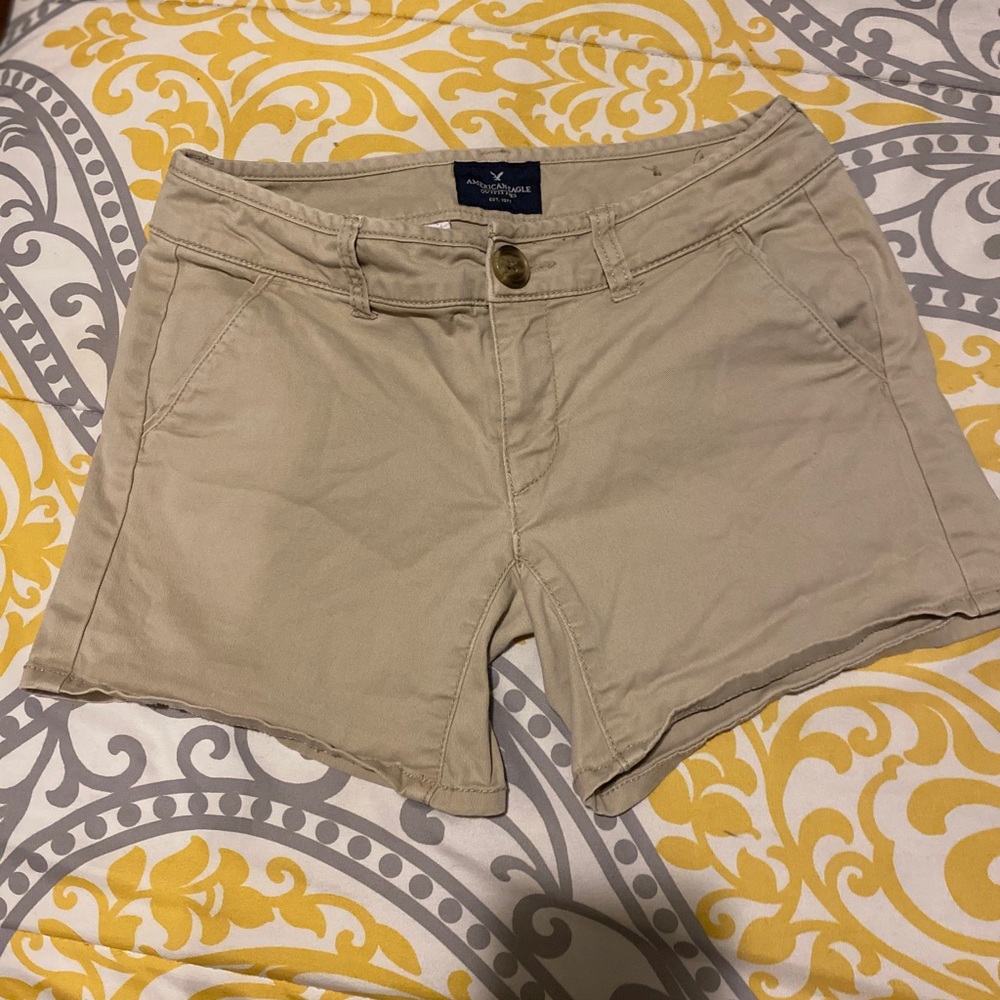 American Eagle khaki shorts